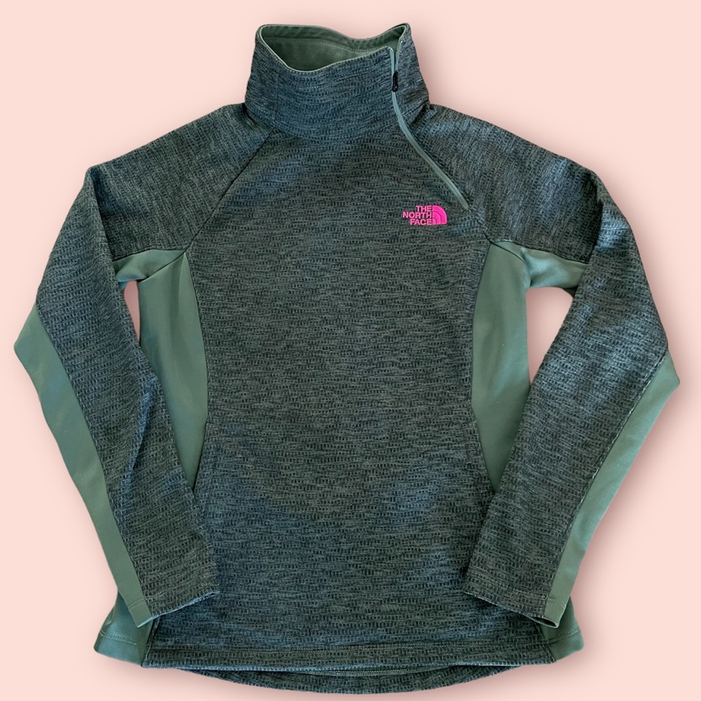 The North Face Green Asymmetrical Quarter Zip Pullover Sweater Size Small